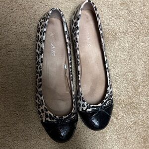 AEROSOLES Leopard Print Flats with Black Toe